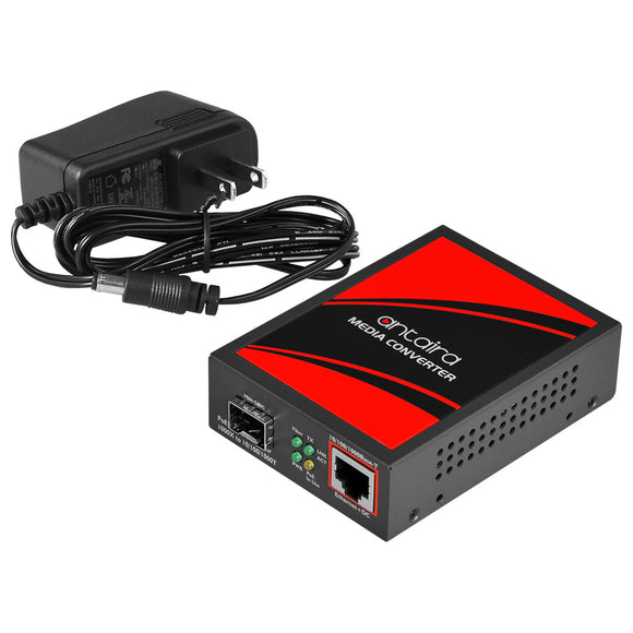 10/100/1000TX To SFP (Mini-GBIC) Media Converter w/ IEEE 802.3at PoE+ Injector Port